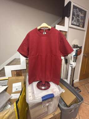 BABAI Red Crewneck T-Shirt Size M